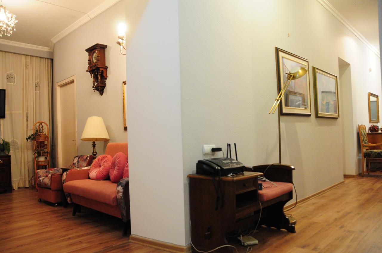 Tbilisioldhouse N52 Hostel Bagian luar foto